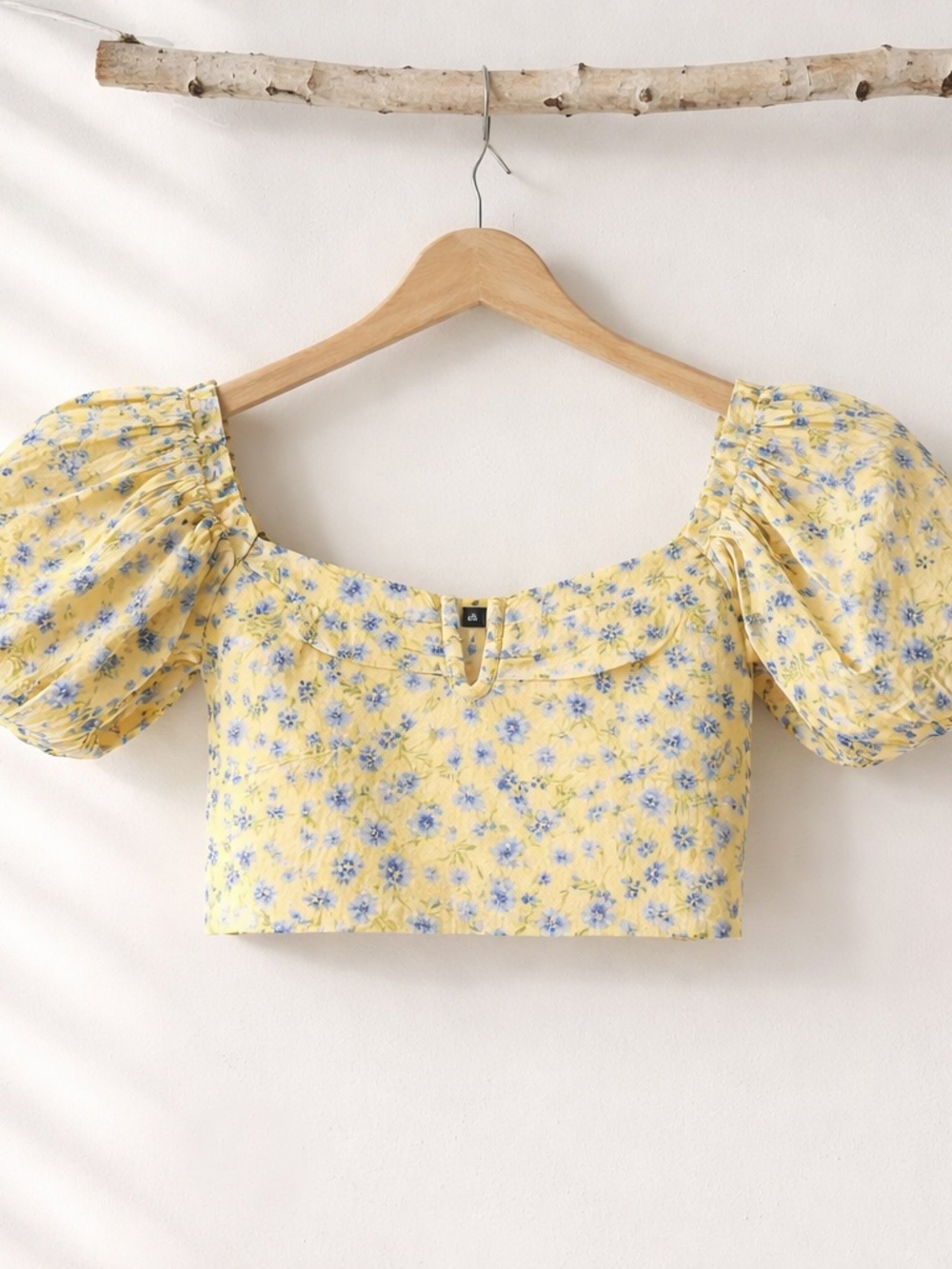 Abercrombie & Fitch Yellow Floral Puff Sleeve Crop Top Women's XS Cottagecore